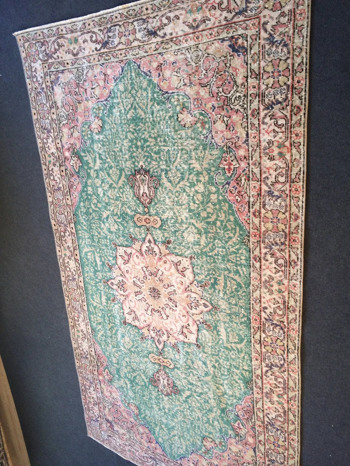 Green Turkish Runner Rug 5' x 9' Hand-Knotted | No. WR57226