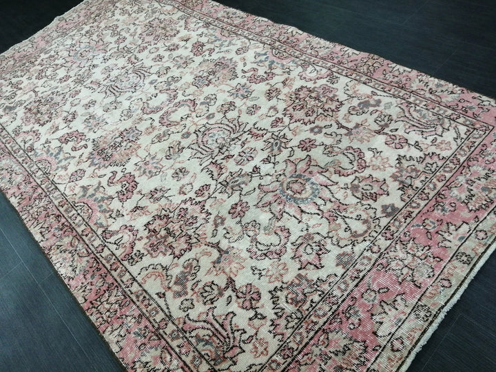 Pink Turkish Runner Rug 4' 6" x 8' 1" Hand-Knotted | No. WR57263