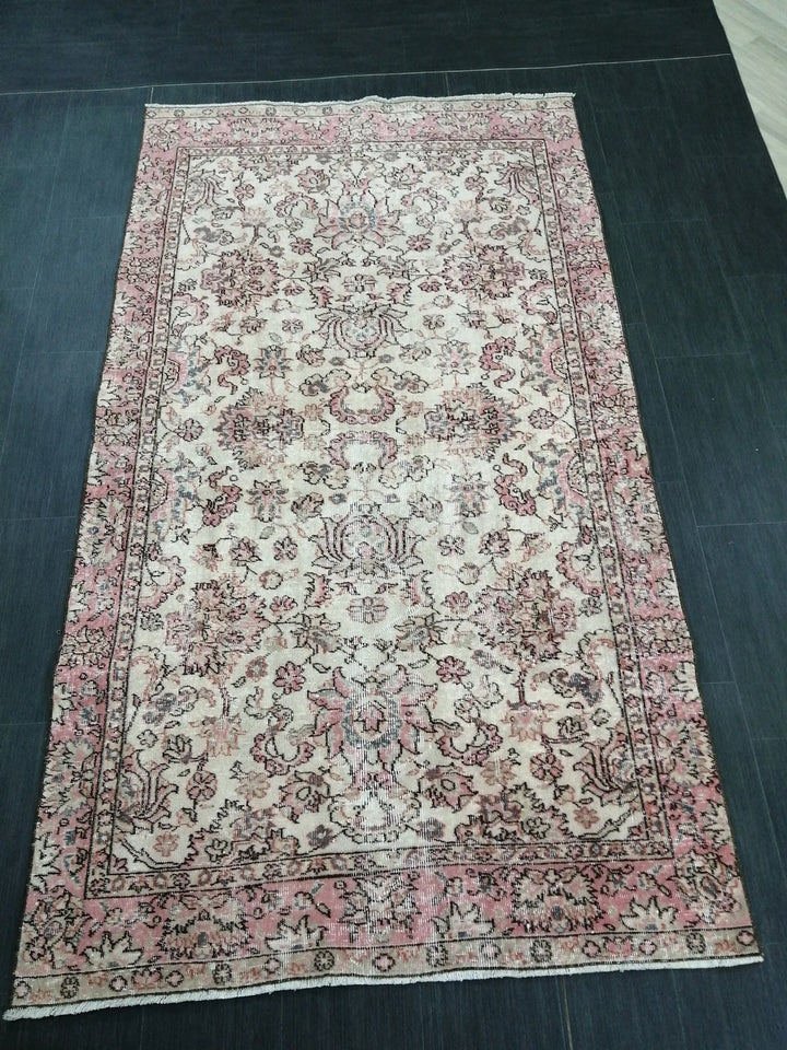Pink Turkish Runner Rug 4' 6" x 8' 1" Hand-Knotted | No. WR57263