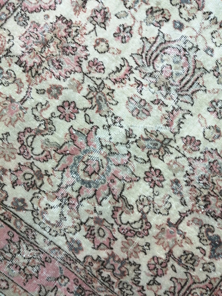 Pink Turkish Runner Rug 4' 6" x 8' 1" Hand-Knotted | No. WR57263