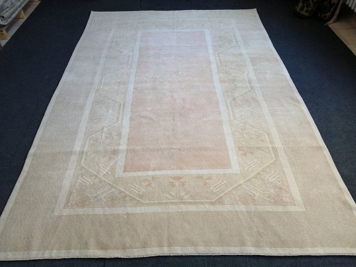 Beige Turkish Runner Rug 6' 4" x 9' 4" Hand-Knotted | No. WR57321