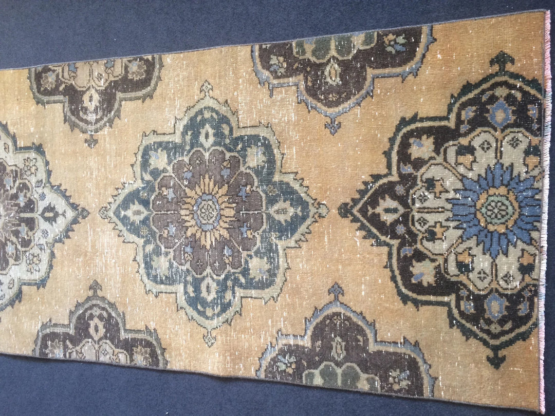 Turkish Runner Rug 2' 11" x 9' 8" Hand-Knotted | No. WR57476