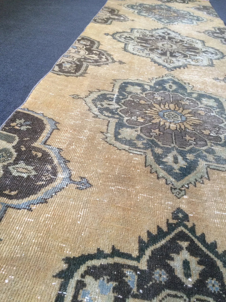 Turkish Runner Rug 2' 11" x 9' 8" Hand-Knotted | No. WR57476