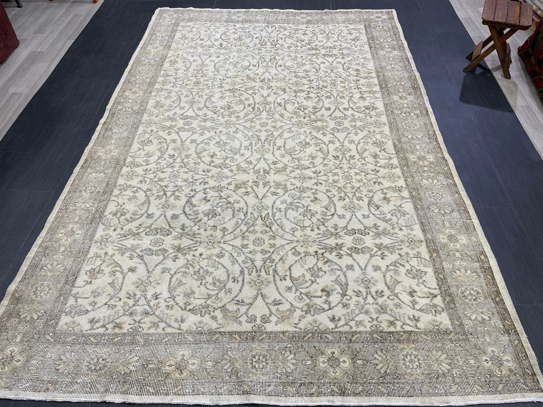 Rust Turkish Runner Rug 6' 4" x 9' 10" Hand-Knotted | No. WR57556