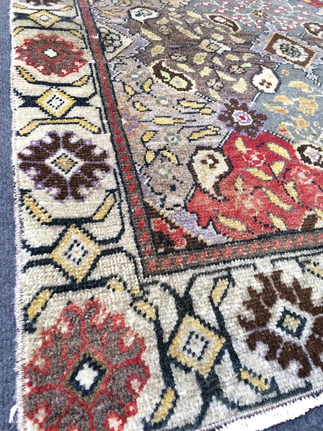 Beige Turkish Runner Rug 4' 11" x 7' Hand-Knotted | No. WR57662