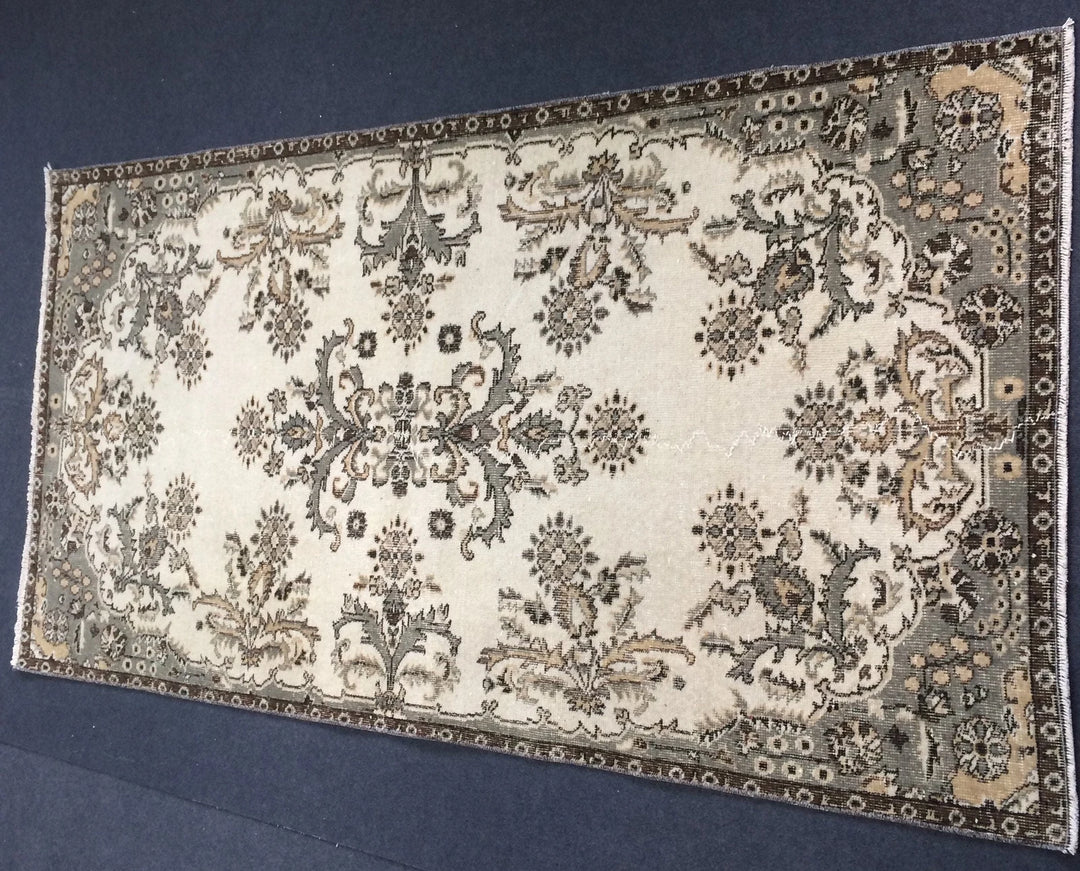 Red Turkish Oushak Runner Rug Hand-Knotted | No. WR59245
