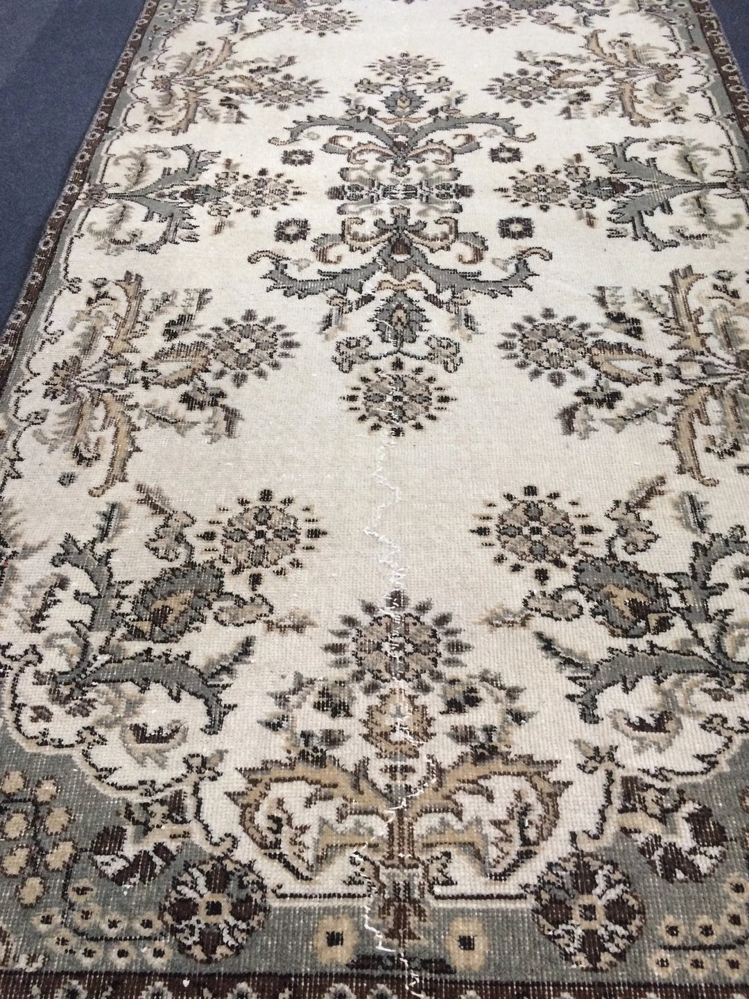 Red Turkish Oushak Runner Rug Hand-Knotted | No. WR59245