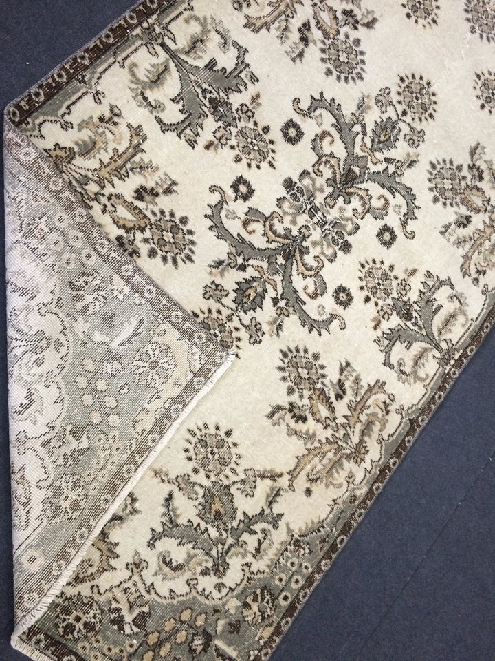 Red Turkish Oushak Runner Rug Hand-Knotted | No. WR59245