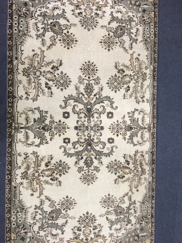 Red Turkish Oushak Runner Rug Hand-Knotted | No. WR59245