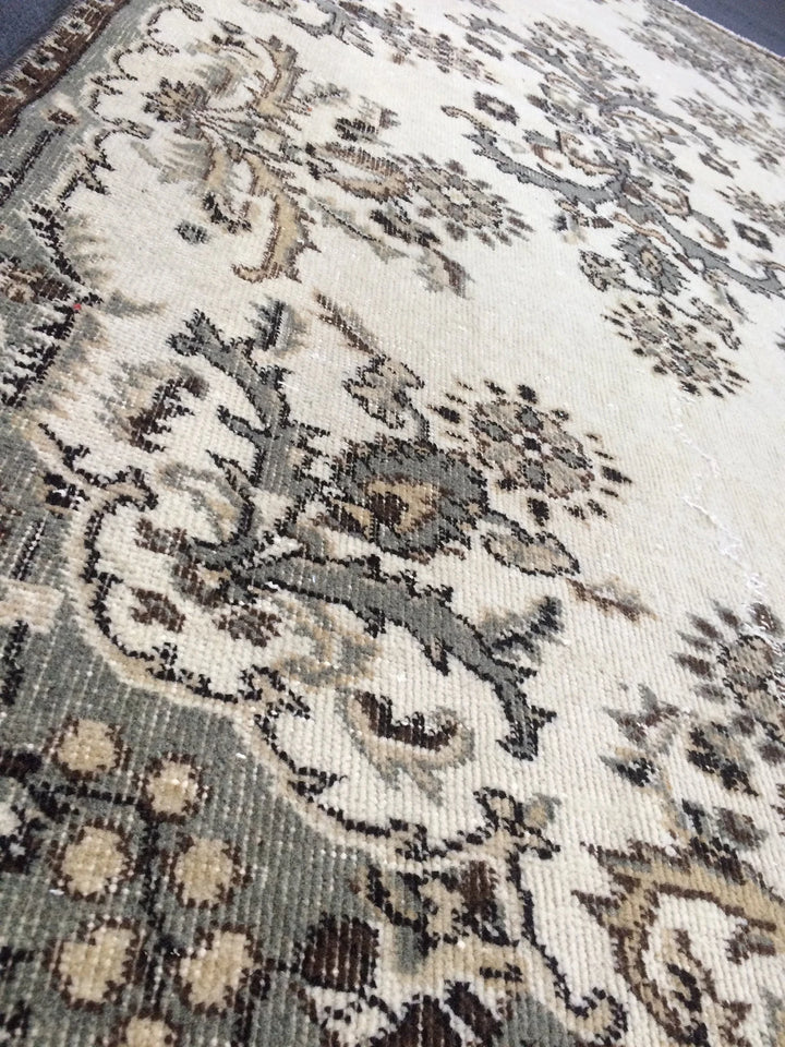 Red Turkish Oushak Runner Rug Hand-Knotted | No. WR59245