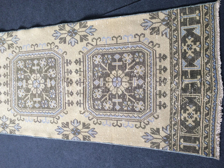 Beige Turkish Runner Rug 2' 8" x 12' Hand-Knotted | No. WR59663