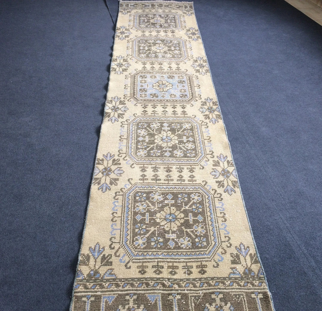 Beige Turkish Runner Rug 2' 8" x 12' Hand-Knotted | No. WR59663
