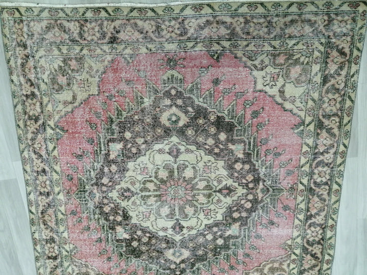 Beige Turkish Runner Rug 4' 8" x 12' 8" Hand-Knotted | No. WR60428