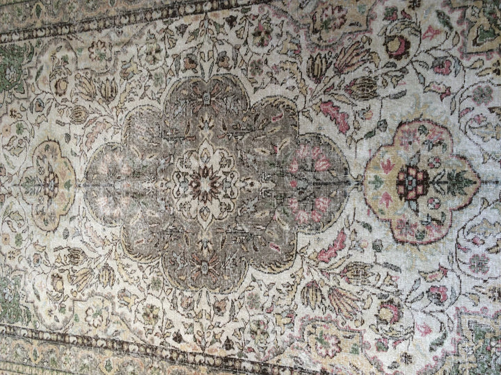 Beige Turkish Runner Rug 6' 8" x 9' 10" Hand-Knotted | No. WR60570