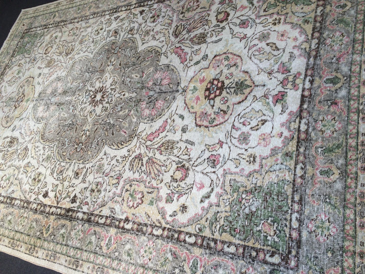 Beige Turkish Runner Rug 6' 8" x 9' 10" Hand-Knotted | No. WR60570