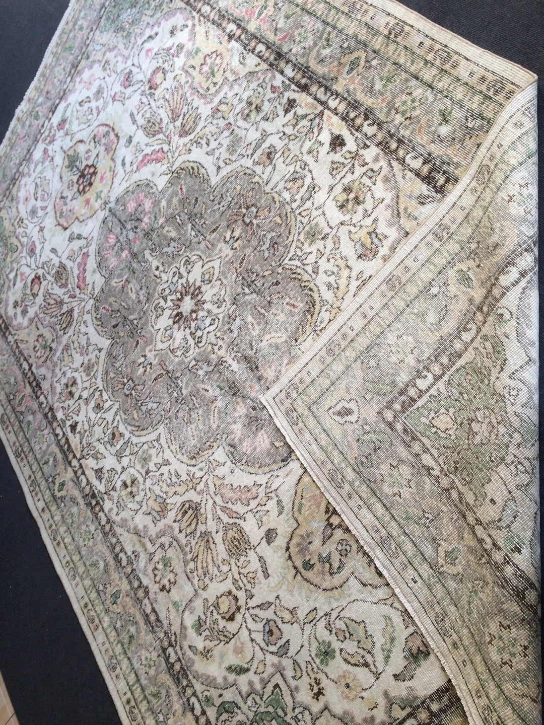 Beige Turkish Runner Rug 6' 8" x 9' 10" Hand-Knotted | No. WR60570