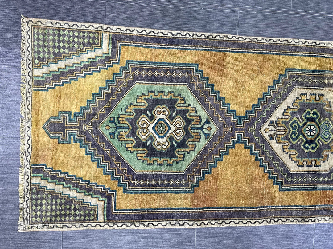 Turkish Runner Rug 2' 5" x 7' 7" Hand-Knotted | No. WR60787