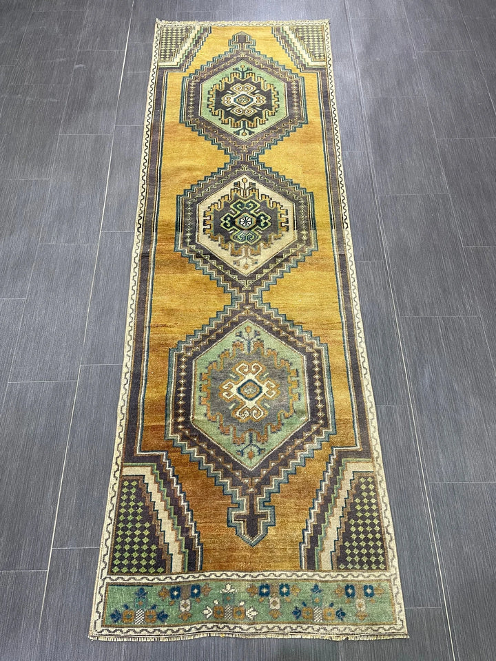 Turkish Runner Rug 2' 5" x 7' 7" Hand-Knotted | No. WR60787