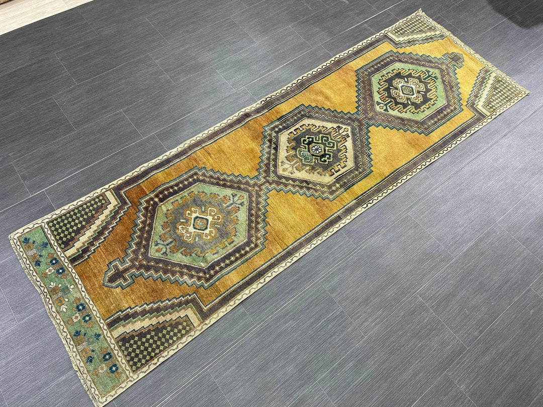 Turkish Runner Rug 2' 5" x 7' 7" Hand-Knotted | No. WR60787