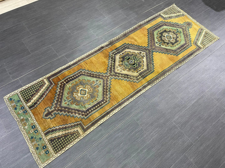Turkish Runner Rug 2' 5" x 7' 7" Hand-Knotted | No. WR60787