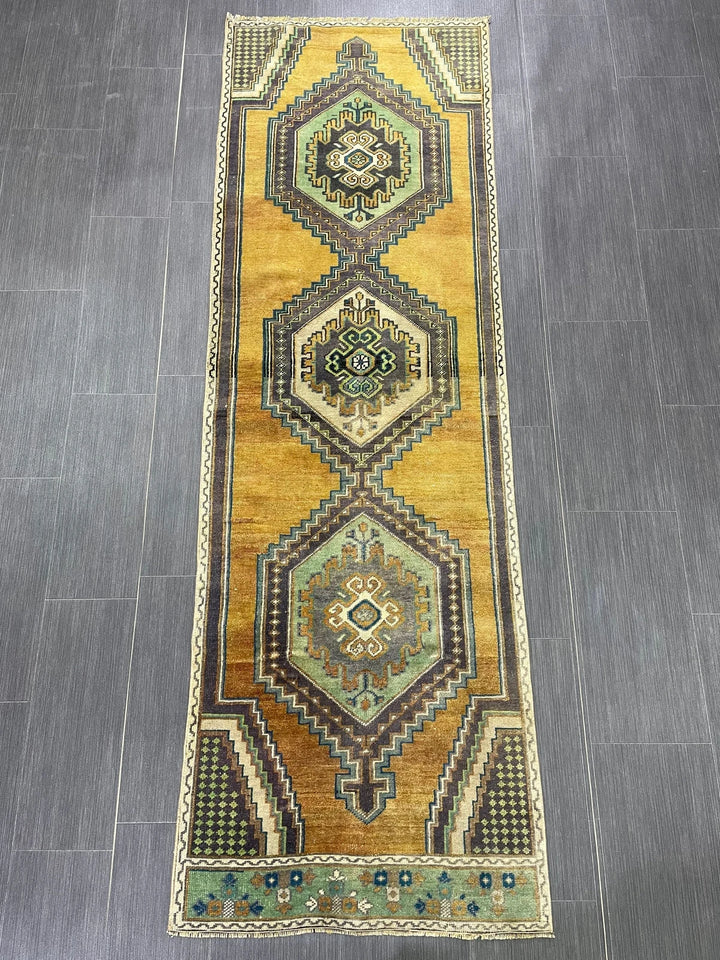 Turkish Runner Rug 2' 5" x 7' 7" Hand-Knotted | No. WR60787