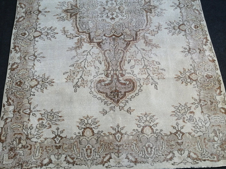 Beige Turkish Runner Rug 6' 2" x 9' 11" Hand-Knotted | No. WR60912