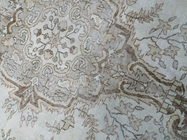 Beige Turkish Runner Rug 6' 2" x 9' 11" Hand-Knotted | No. WR60912