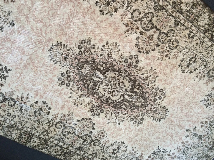 Beige Turkish Runner Rug 6' 4" x 10' Hand-Knotted | No. WR61446
