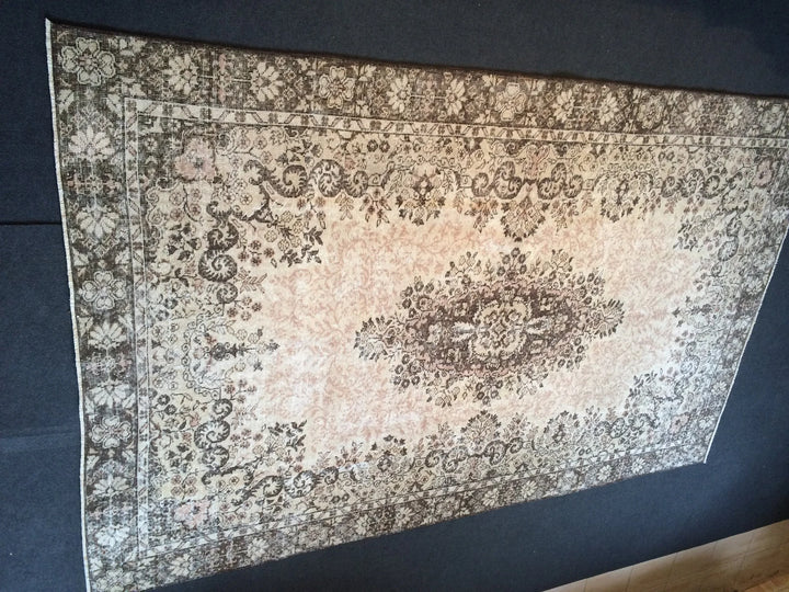 Beige Turkish Runner Rug 6' 4" x 10' Hand-Knotted | No. WR61446