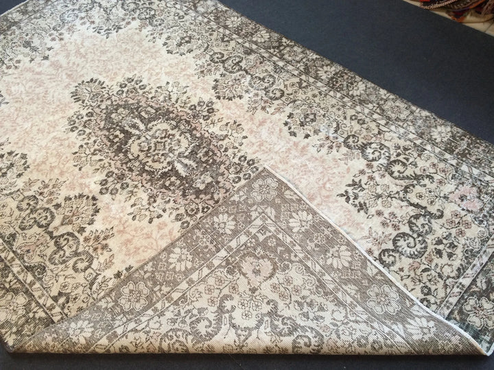 Beige Turkish Runner Rug 6' 4" x 10' Hand-Knotted | No. WR61446