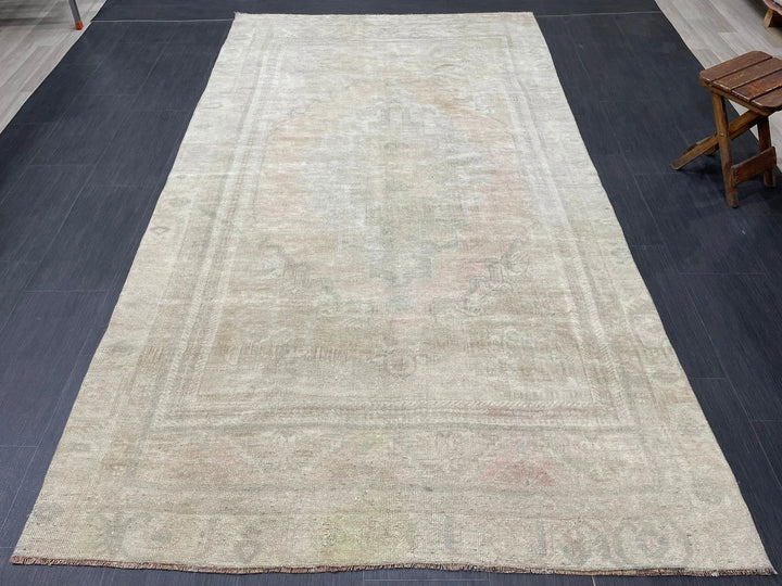 Beige Turkish Runner Rug 5' x 8' 10" Hand-Knotted | No. WR61569