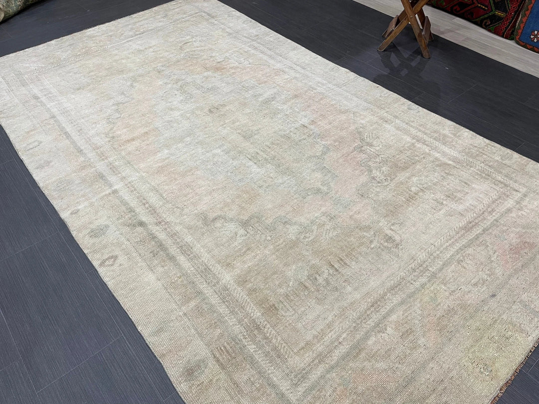 Beige Turkish Runner Rug 5' x 8' 10" Hand-Knotted | No. WR61569