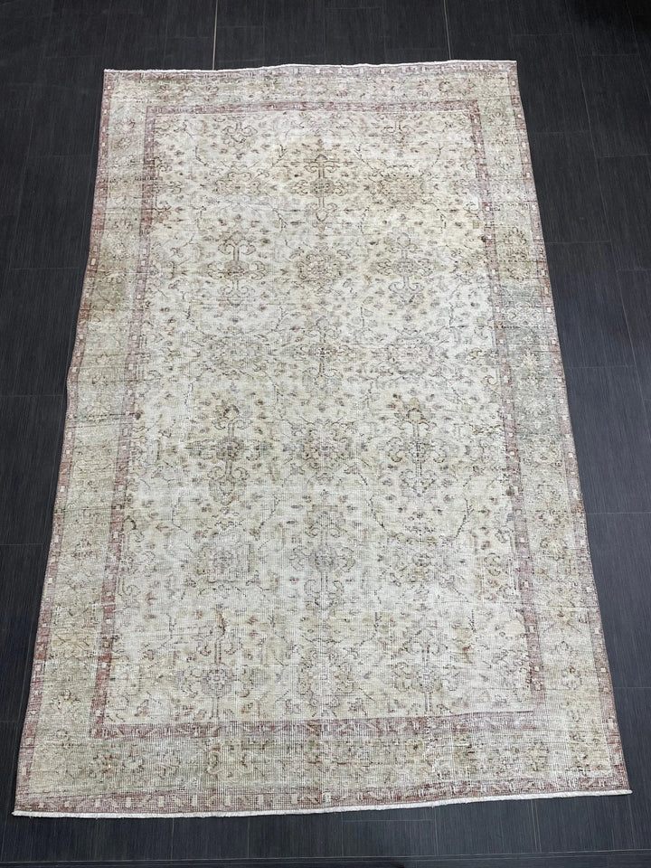 Beige Turkish Runner Rug 5' 4" x 8' 8" Hand-Knotted | No. WR61929