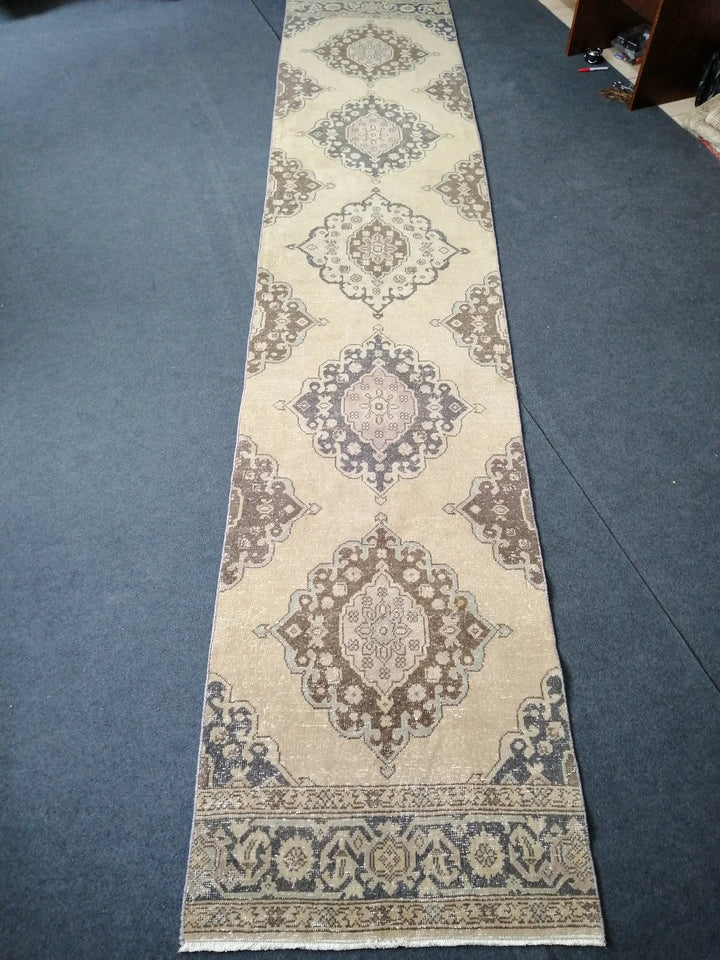 Beige Turkish Runner Rug 2' 10" x 13' 8" Hand-Knotted | No. WR61957