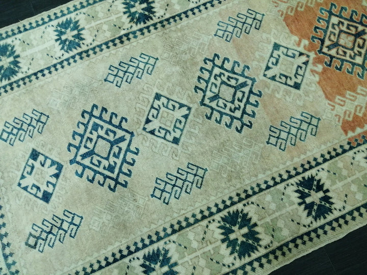 Beige Turkish Runner Rug 4' 7" x 7' 3" Hand-Knotted | No. WR62067