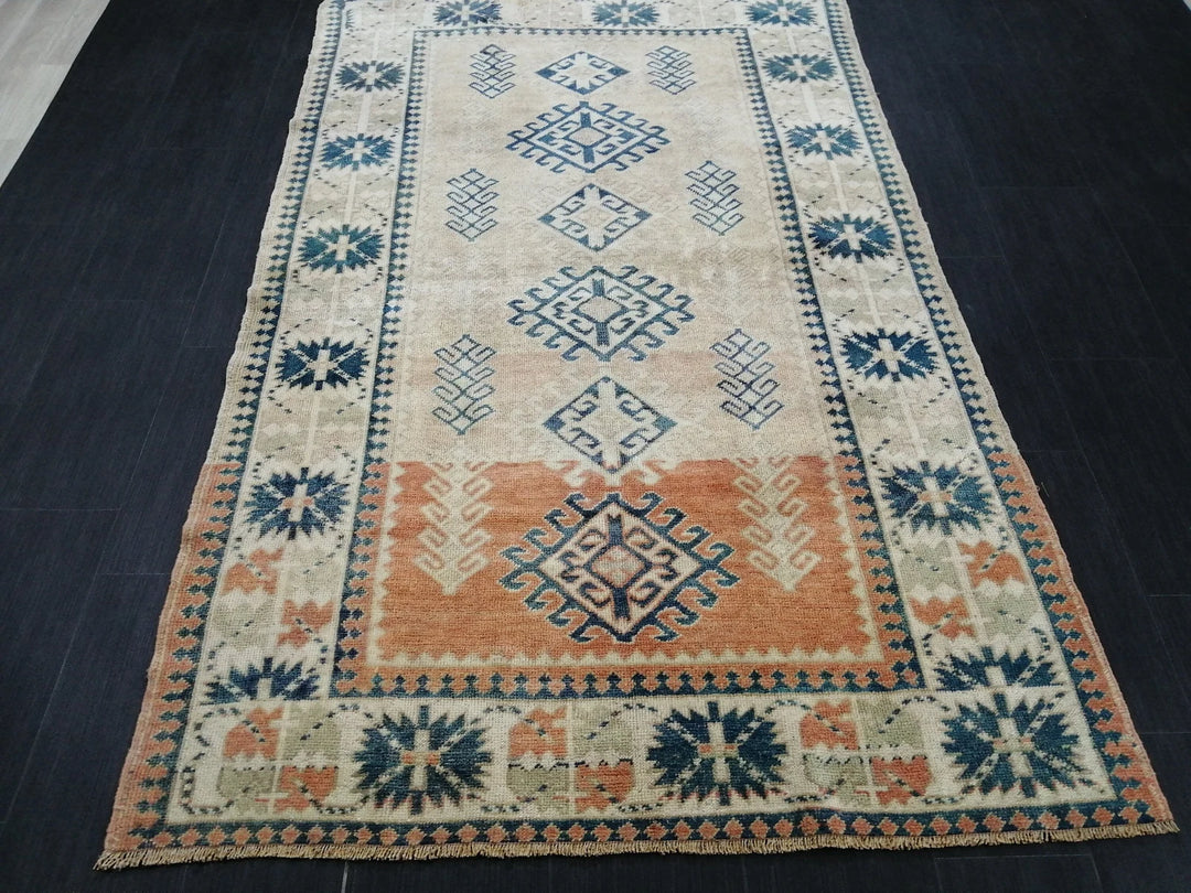 Beige Turkish Runner Rug 4' 7" x 7' 3" Hand-Knotted | No. WR62067