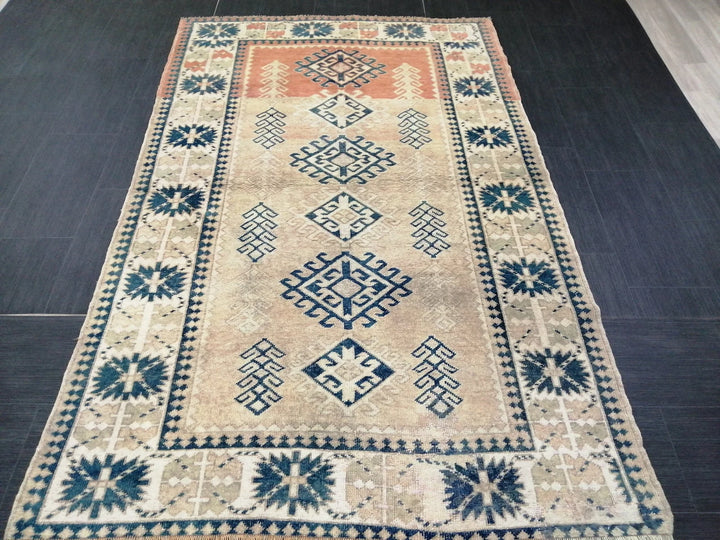 Beige Turkish Runner Rug 4' 7" x 7' 3" Hand-Knotted | No. WR62067