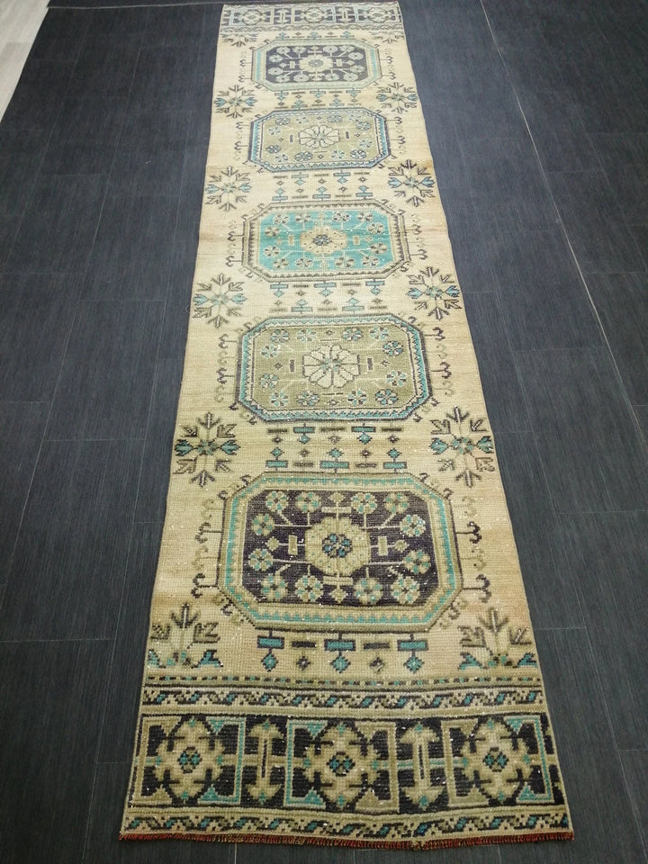 Turkish Runner Rug 2' 6" x 10' 5" Hand-Knotted | No. WR62262