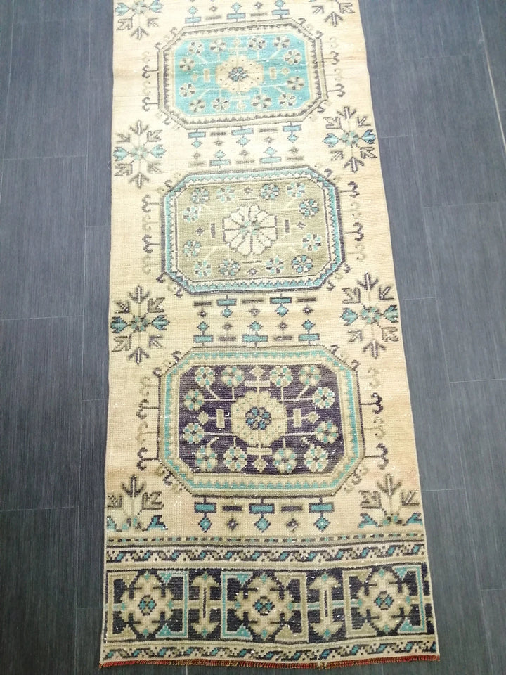 Turkish Runner Rug 2' 6" x 10' 5" Hand-Knotted | No. WR62262