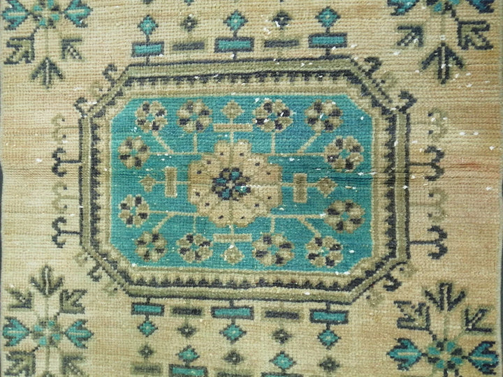 Turkish Runner Rug 2' 6" x 10' 5" Hand-Knotted | No. WR62262