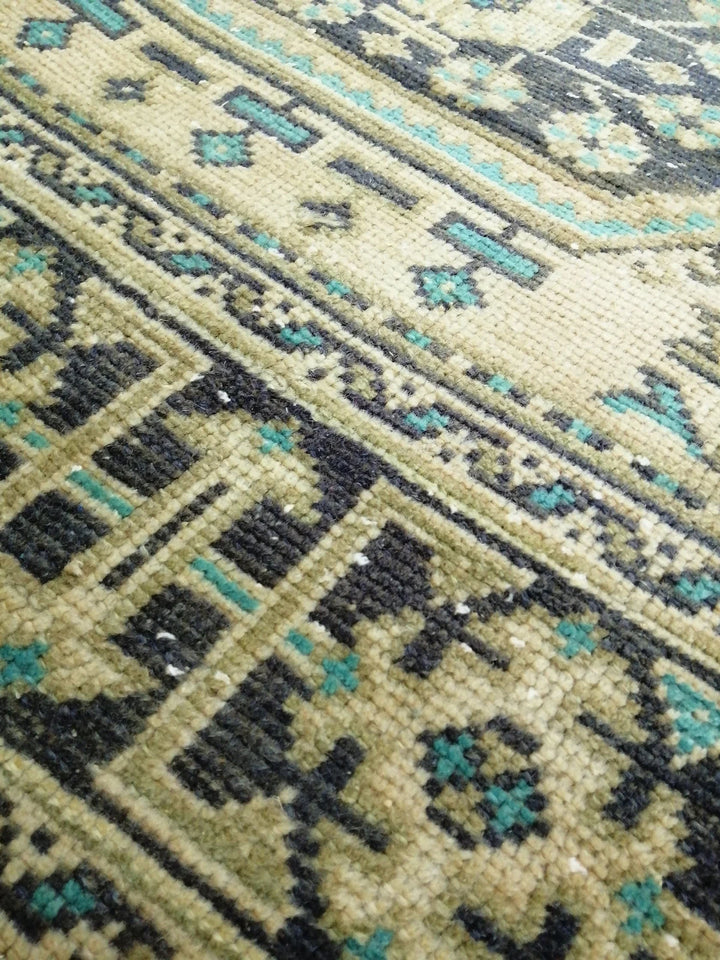 Turkish Runner Rug 2' 6" x 10' 5" Hand-Knotted | No. WR62262