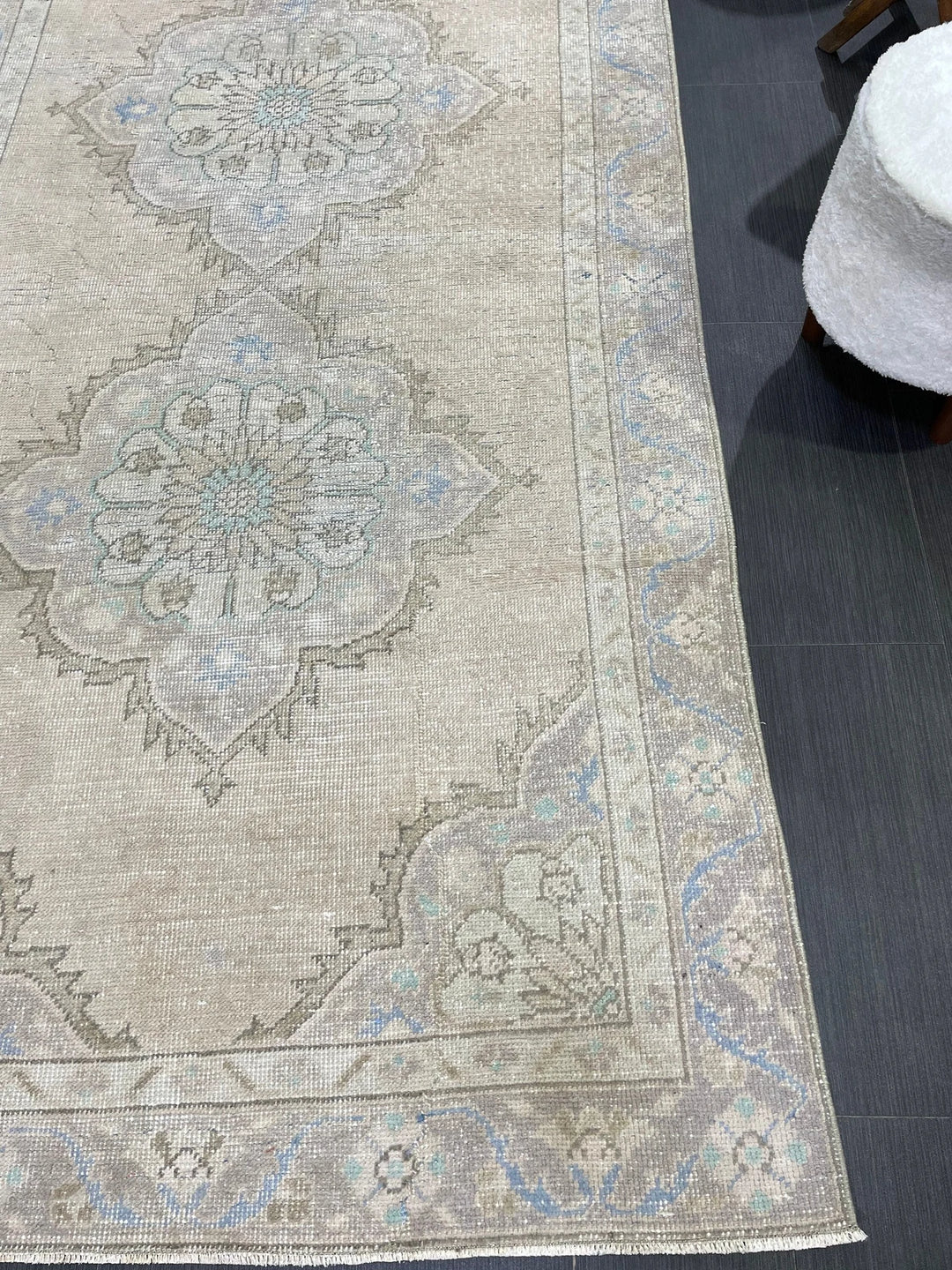 Beige Turkish Runner Rug 4' 3" x 10' 9" Hand-Knotted | No. WR64159