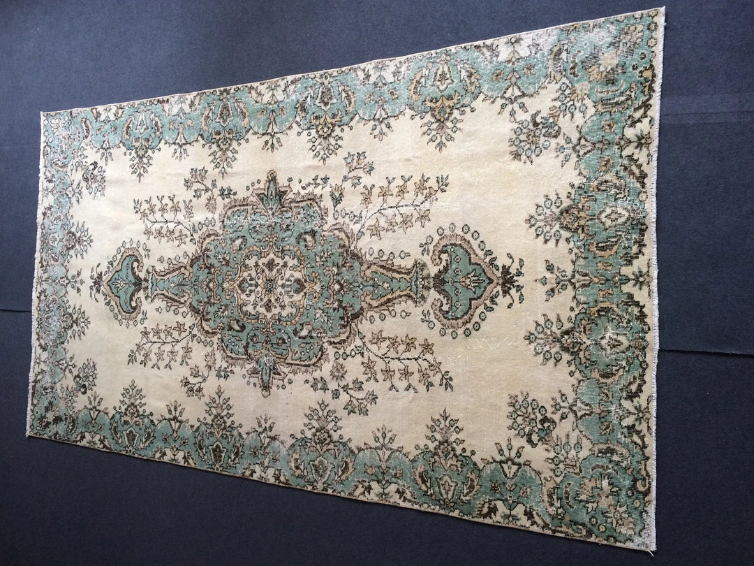 Green Turkish Oushak Rug 8'2" x 10'2" Hand-Knotted | No. WR65380