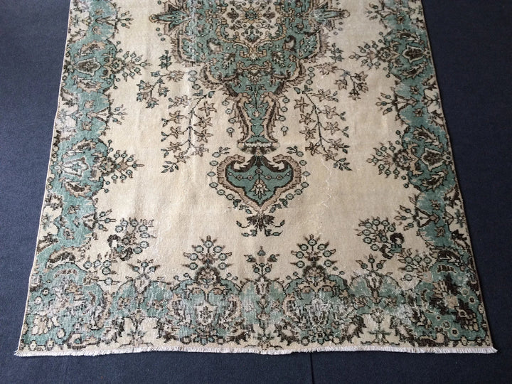Green Turkish Oushak Rug 8'2" x 10'2" Hand-Knotted | No. WR65380
