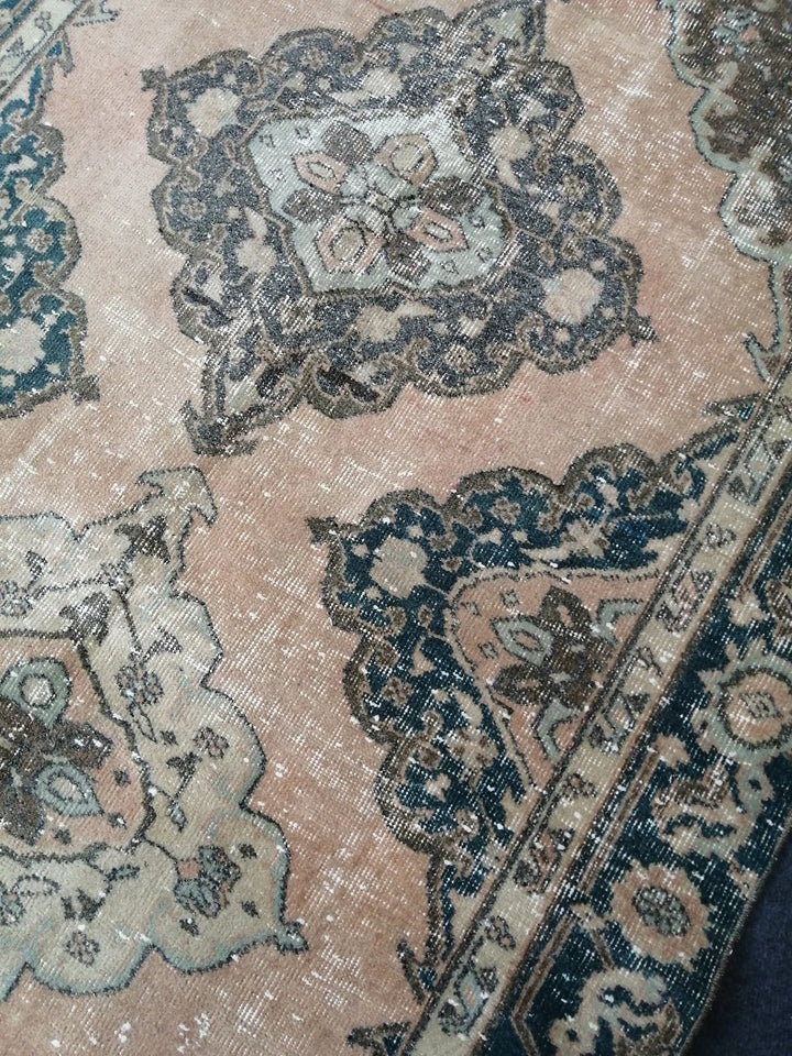 Muted Runner Rug 4' 2" x 13' - No. WR65899