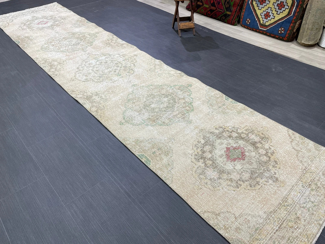 Turkish Runner Rug 2' 9" x 12' 5" Hand-Knotted | No. WR65966