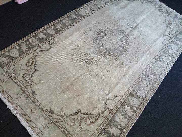 Rust Turkish Runner Rug 5' x 9' 2" Hand-Knotted | No. WR66045