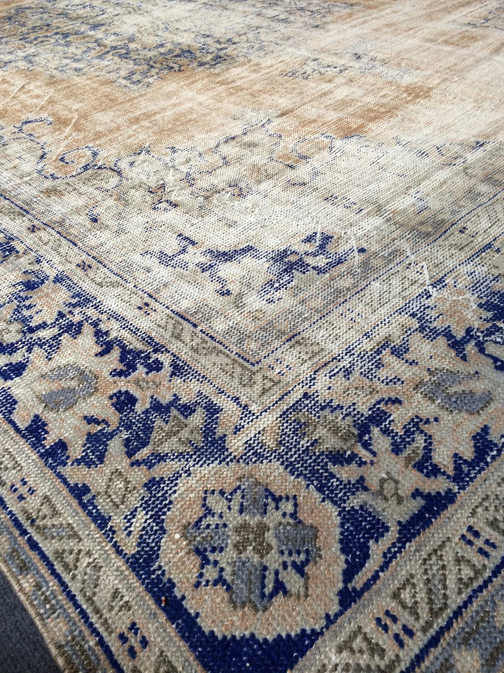 Beige Turkish Runner Rug 7' 8" x 11' Hand-Knotted | No. WR69073