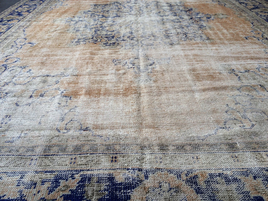 Beige Turkish Runner Rug 7' 8" x 11' Hand-Knotted | No. WR69073