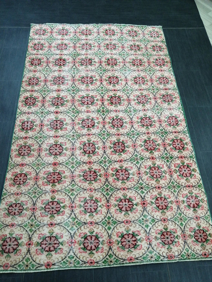 Green Turkish Runner Rug 5' 3" x 8' 6" Hand-Knotted | No. WR69632